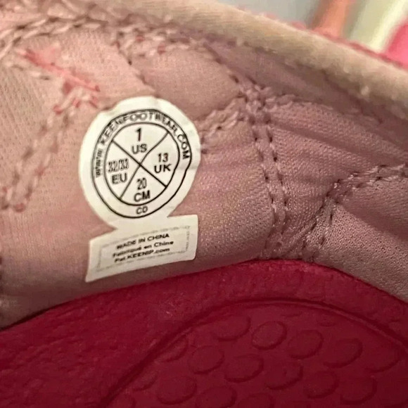 [US1] Girl  Pink Keen Hiking/Outdoor Sandal - Picture 7 of 7